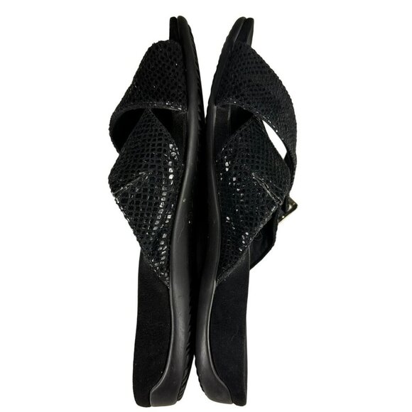 Vionic Black Sandals With Crossed Straps Size 10 - Picture 4 of 8